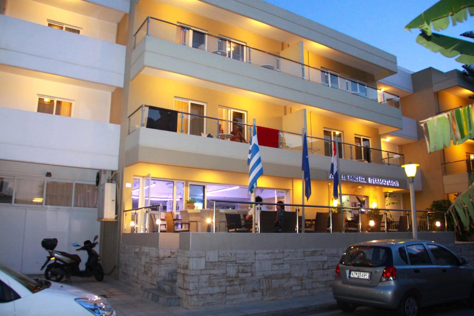Michel Apartahotel Cos